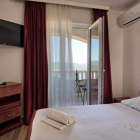 Apartments Bona Neum Bilik gambar