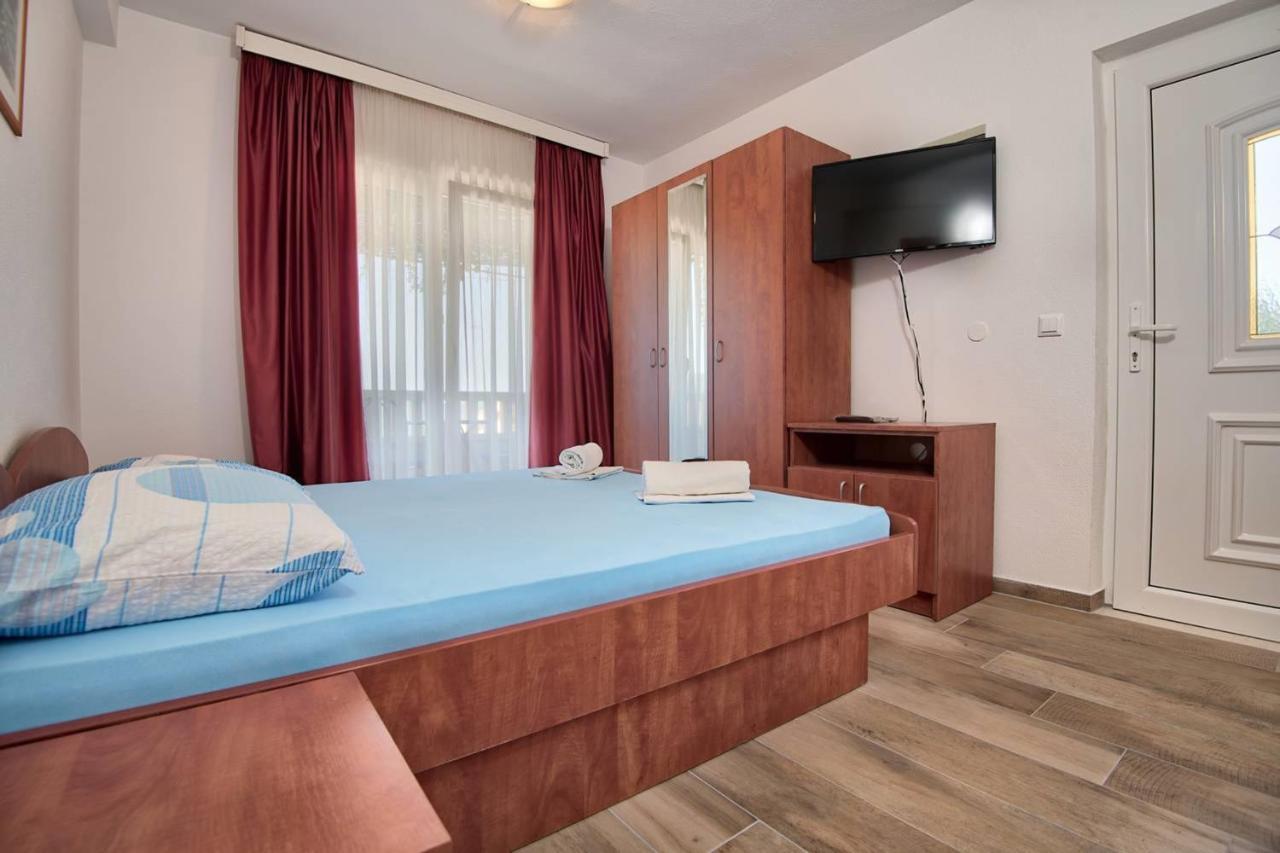 Apartments Bona Neum Luaran gambar