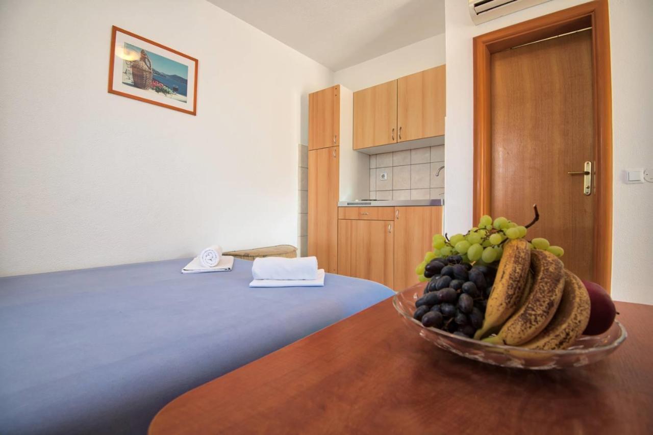 Apartments Bona Neum Luaran gambar