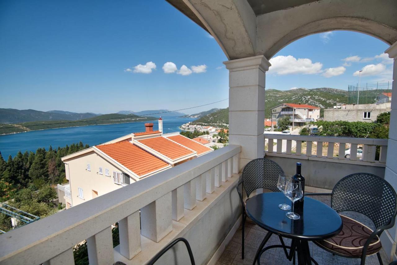 Apartments Bona Neum Luaran gambar